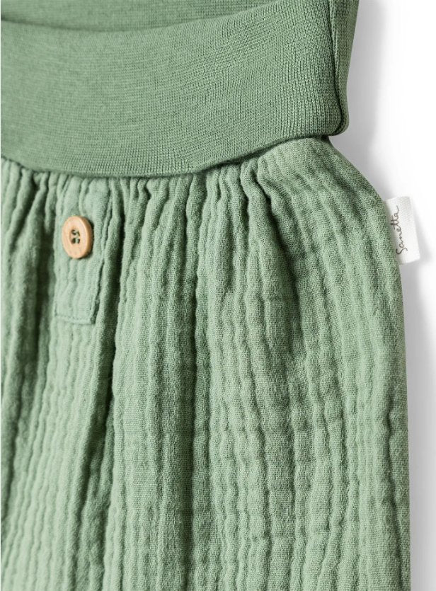 Sanetta Musselin Baby-Shorts - grün Sanetta
