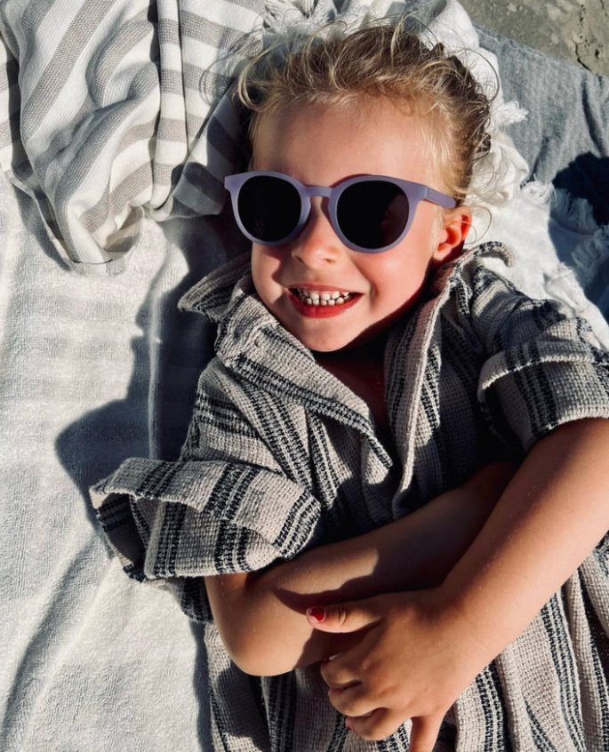 Sonnenbrille BabyMocs Signature Kind - Classic rot BabyMocs