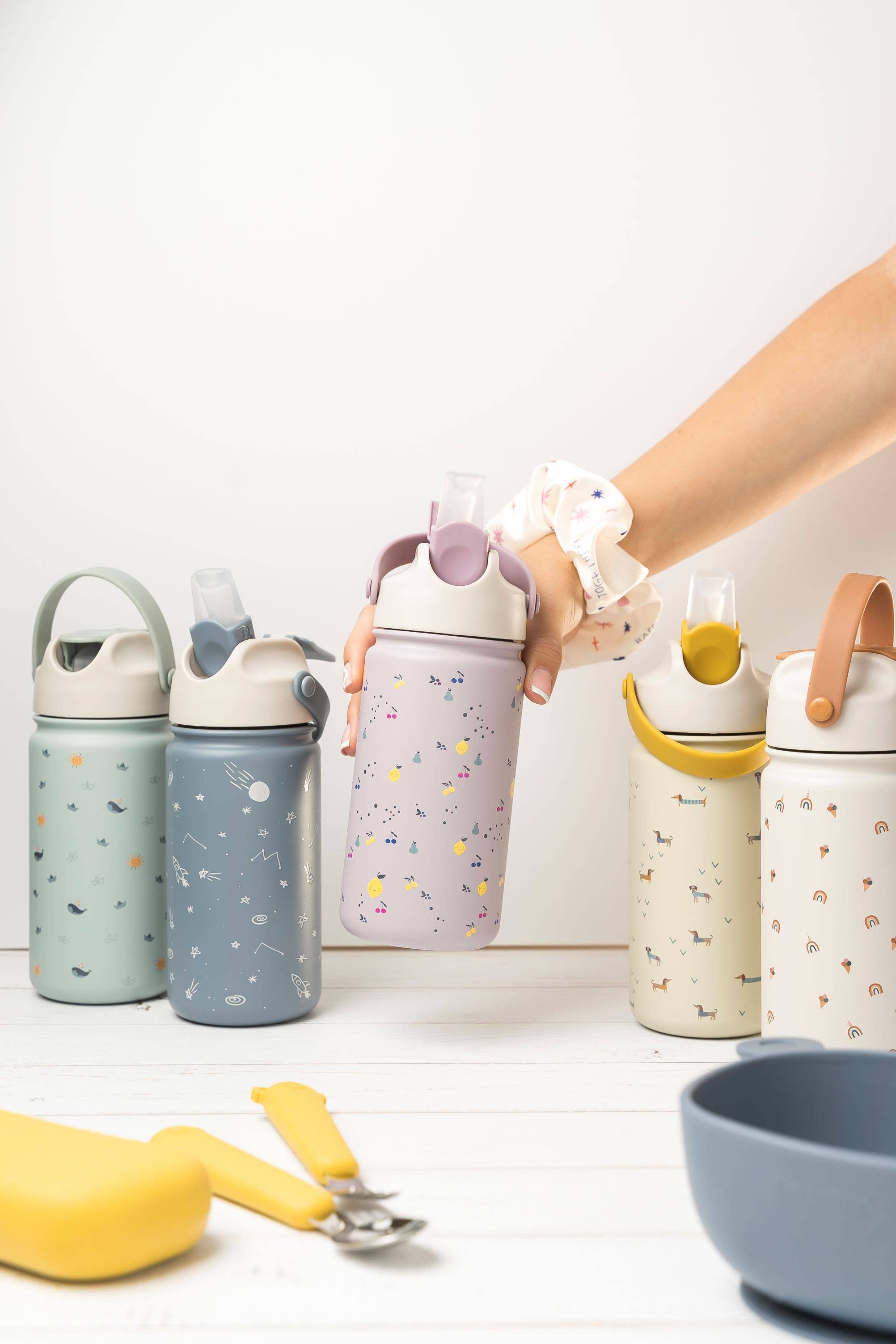 Isolierte Origami Kinderflasche aus Edelstahl the cotton cloud