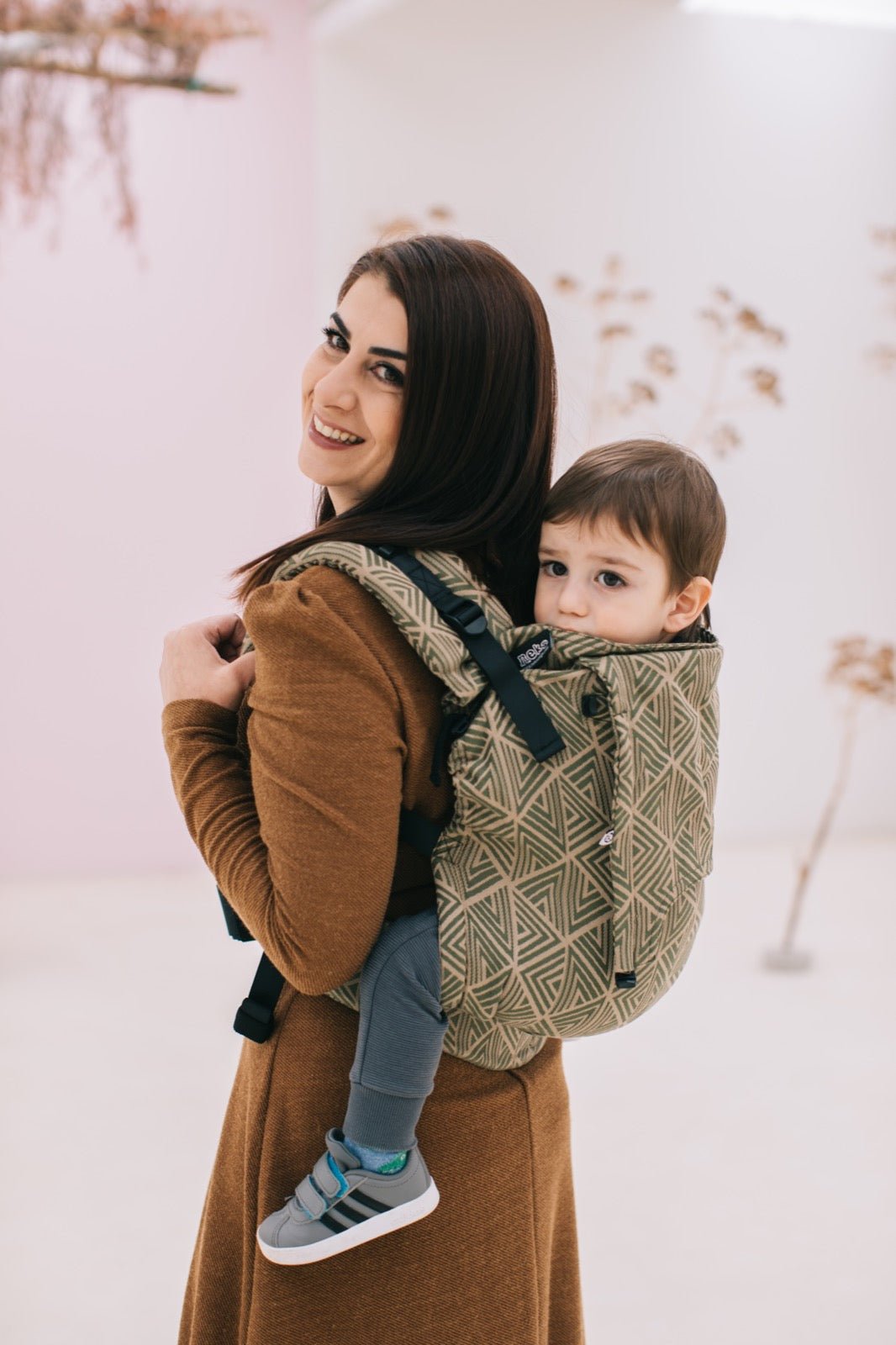 Neko Switch Carrier Toddler Size - Cedar neko