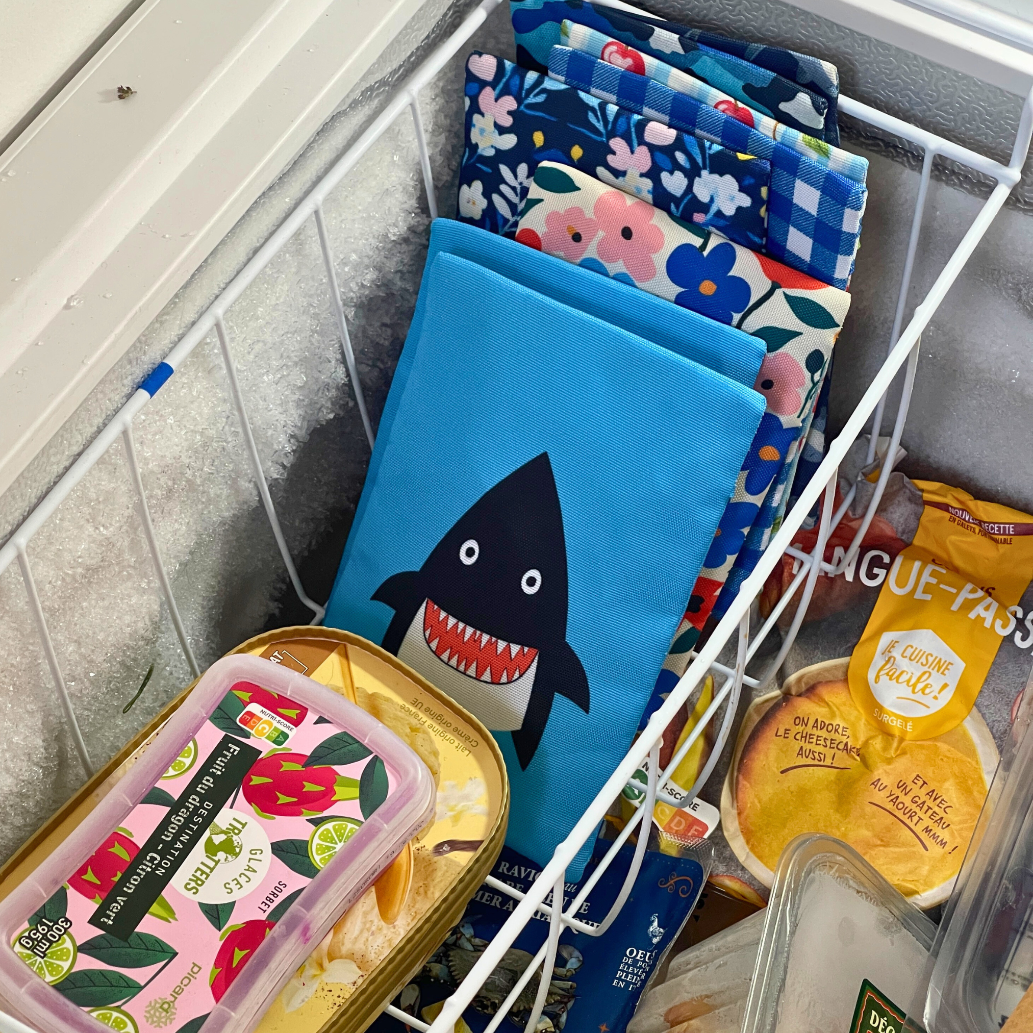 Gel-Eisbeutel in Stoffhüllen 2er-Pack - Haie & Tarnung Yumbox