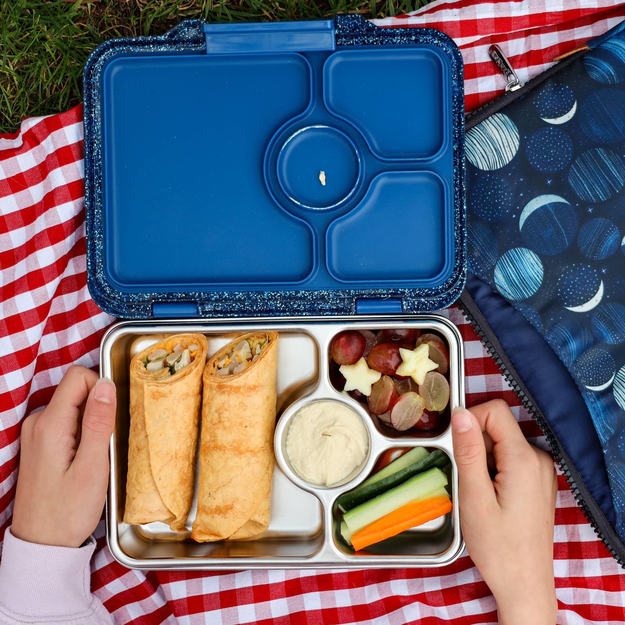 Yumbox Prêt – Auslaufsichere Bento-Box aus Edelstahl - Twilight Blue Glitter Yumbox