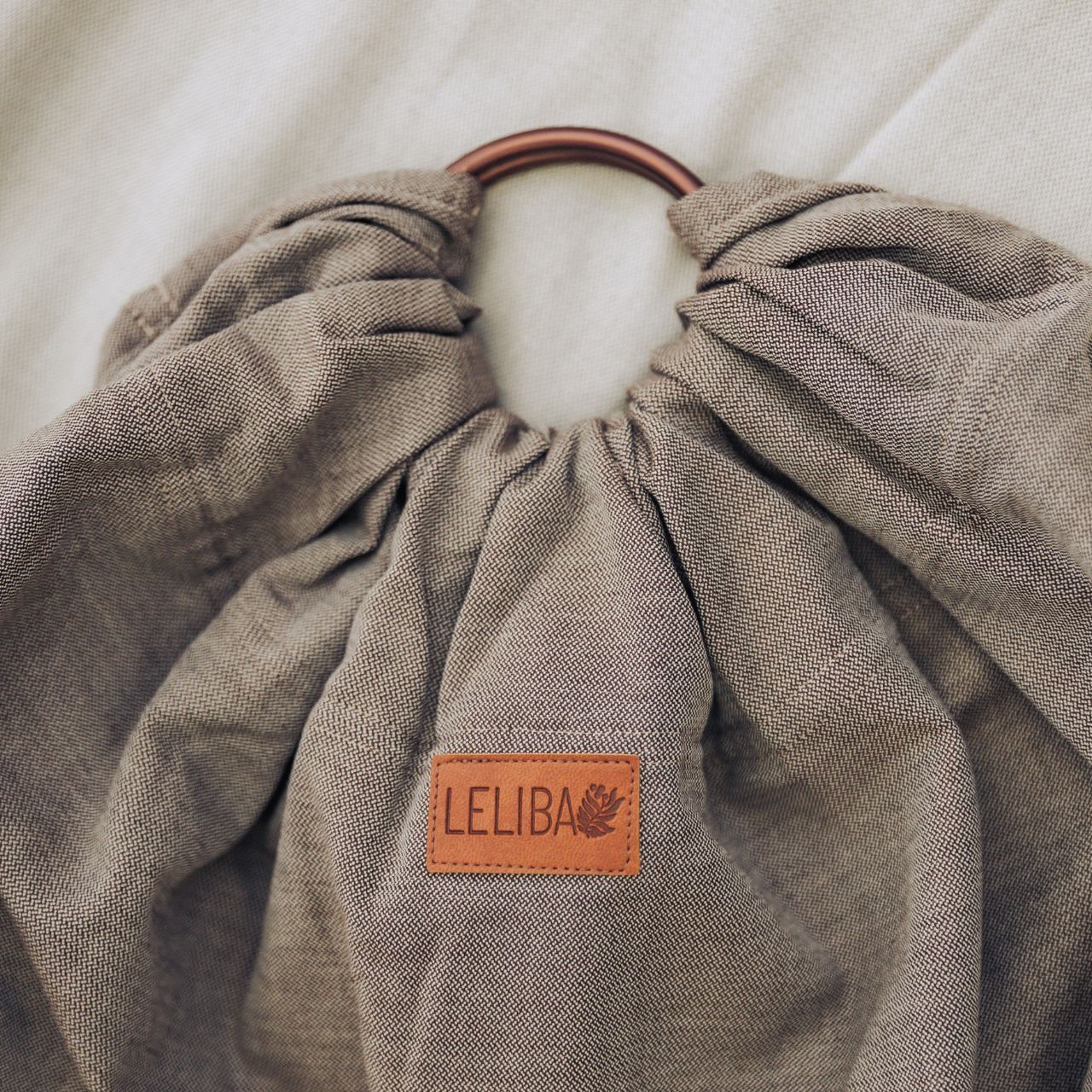 Ringsling Leliba - Sepia Leliba