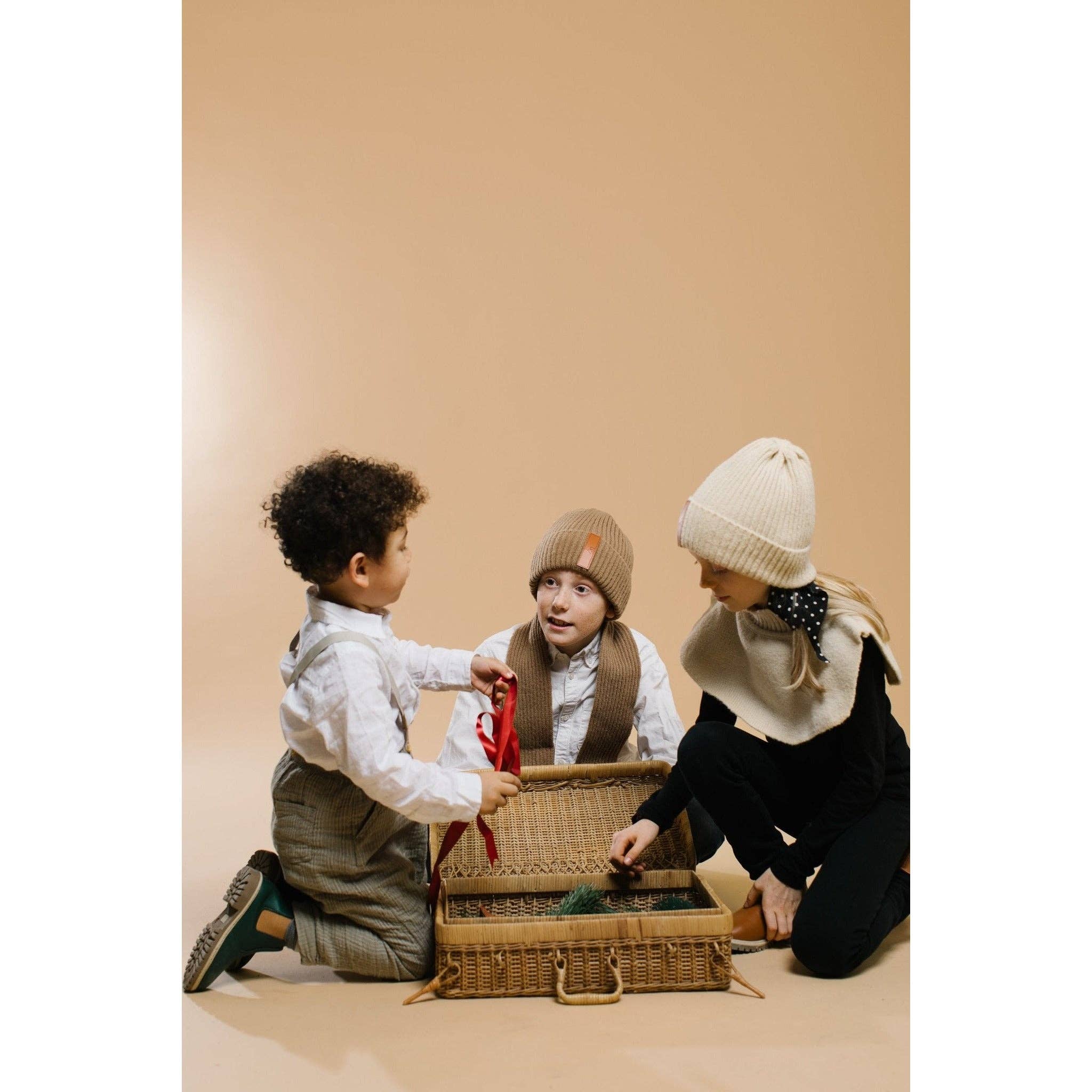 Halsschmeichler aus Bio-Baumwolle Kind - karamell BabyMocs