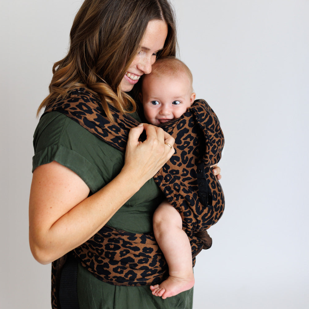 COCOOME® HELIUM Plus - elastische Babytrage Wrapconversion - Leo braun