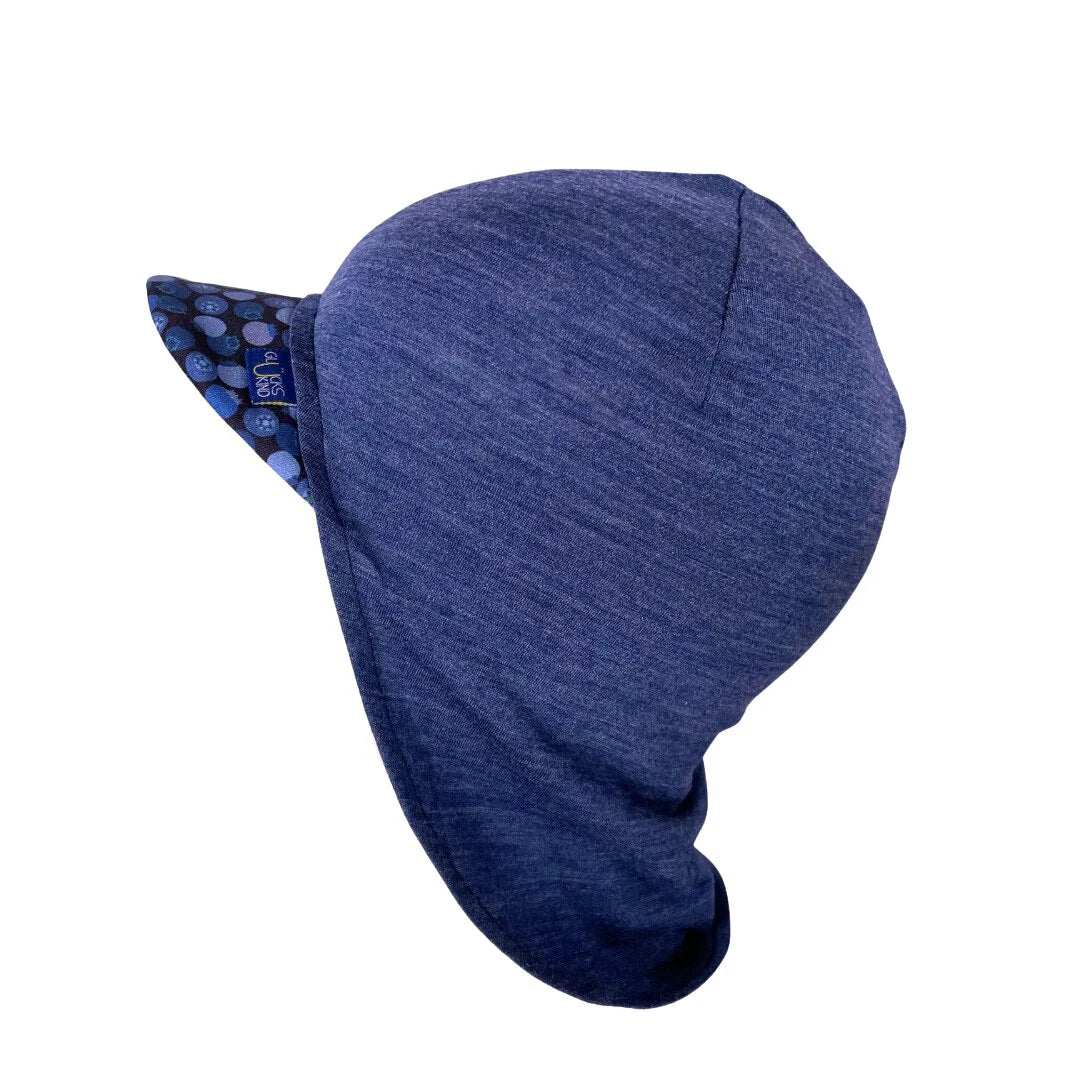 Sommerkappe blau mit Blaubeeren limited edition, Merinowolle & Seide Glückskind