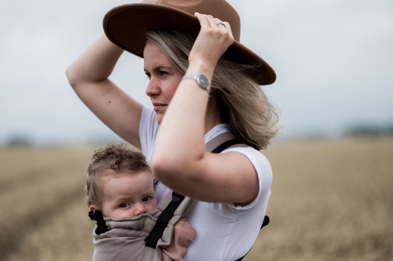 Pure Baby Love Cross & Go Basic - Essentials Brown Pure Baby Love