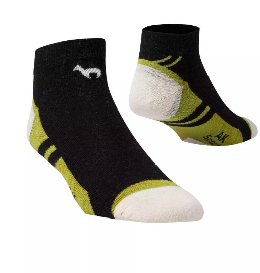 Alpaka Sportsneaker Socken Erwachsene - schwarz-grün - Familienbande - Apu Kuntur