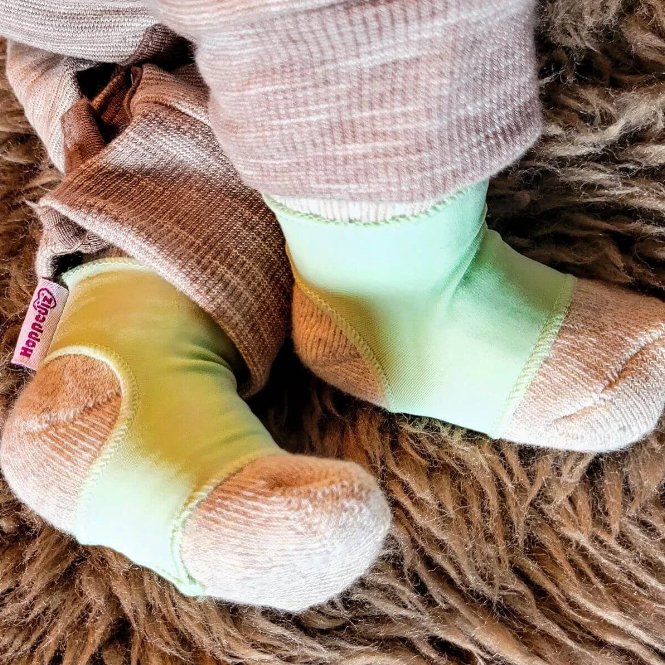 Hoppediz Sockenhalter div. Farben Hoppediz