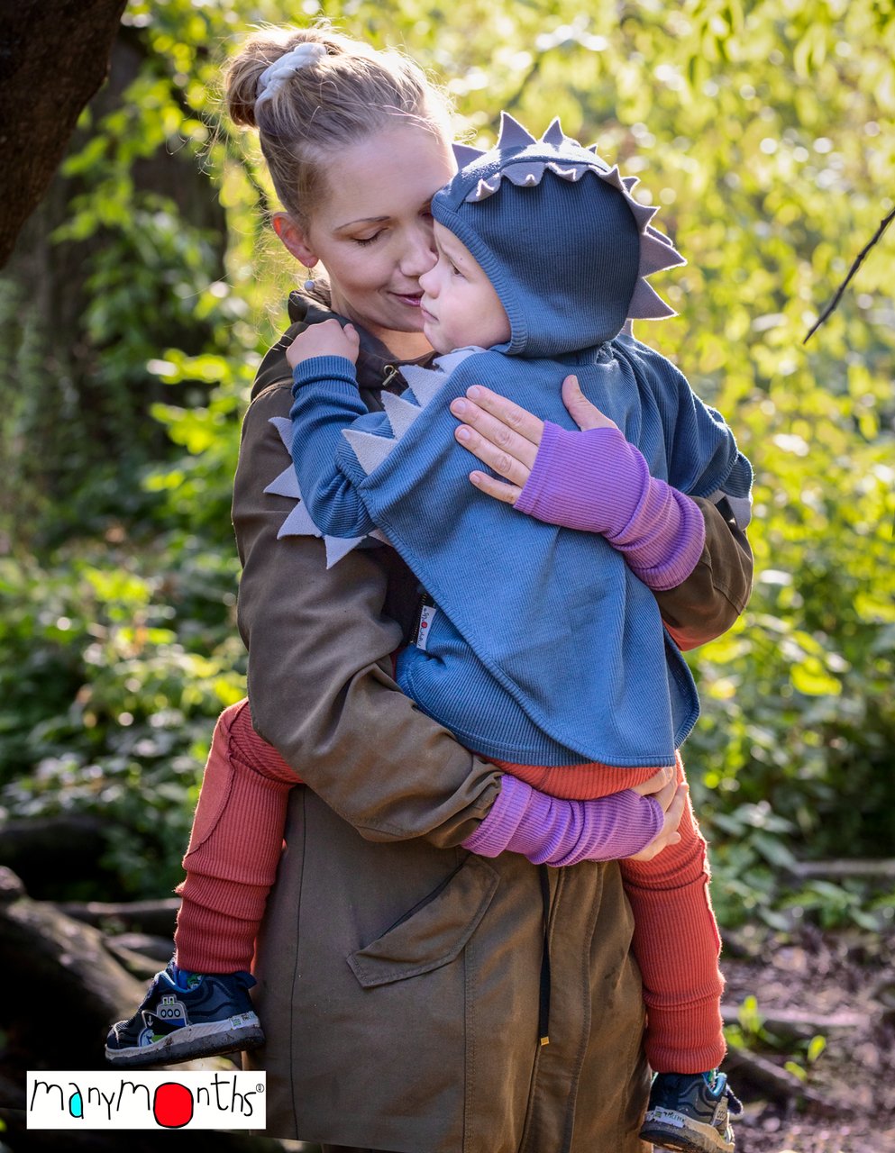 ManyMonths Natural Wollies Dino MultiCape Unique Garden Moss Green ManyMonths