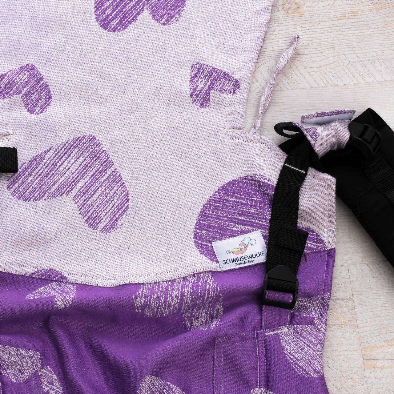 Schmusewolke Fullbuckle Heartline violet Shine Schmusewolke