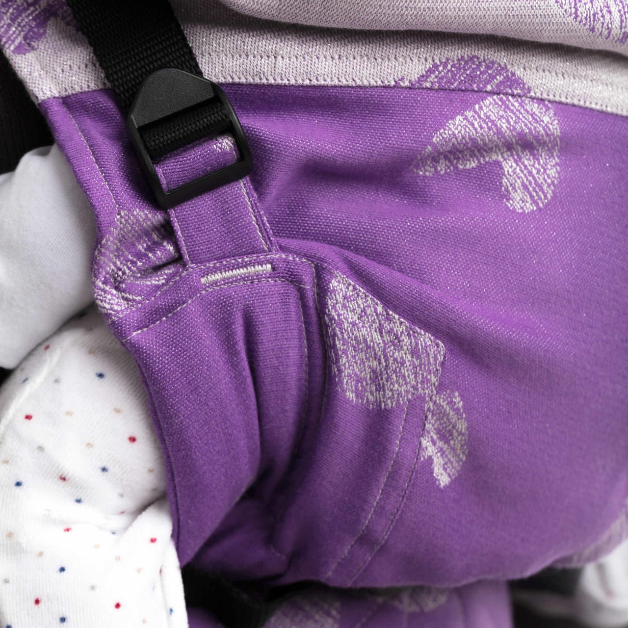 Schmusewolke Fullbuckle Heartline violet Shine Schmusewolke