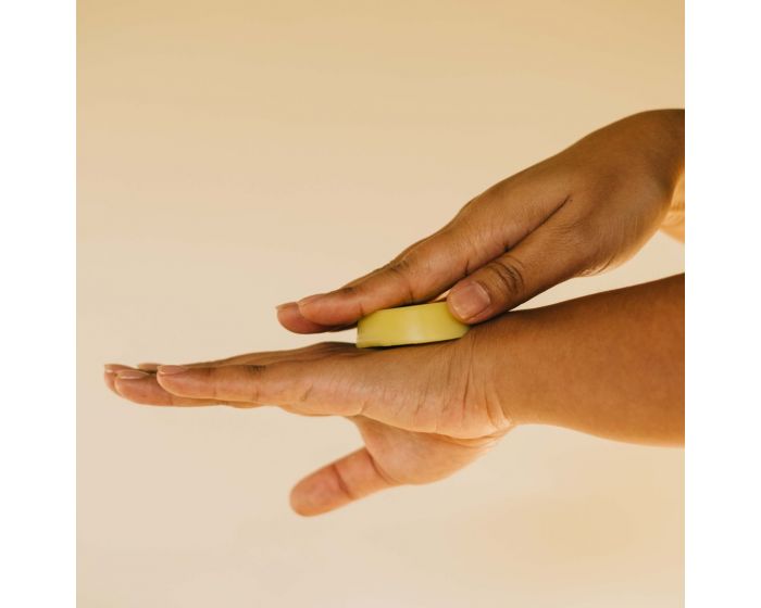 Veganer Daumenschmaus - Feste Handcreme mit Bergamotte 4Peoplewhocare