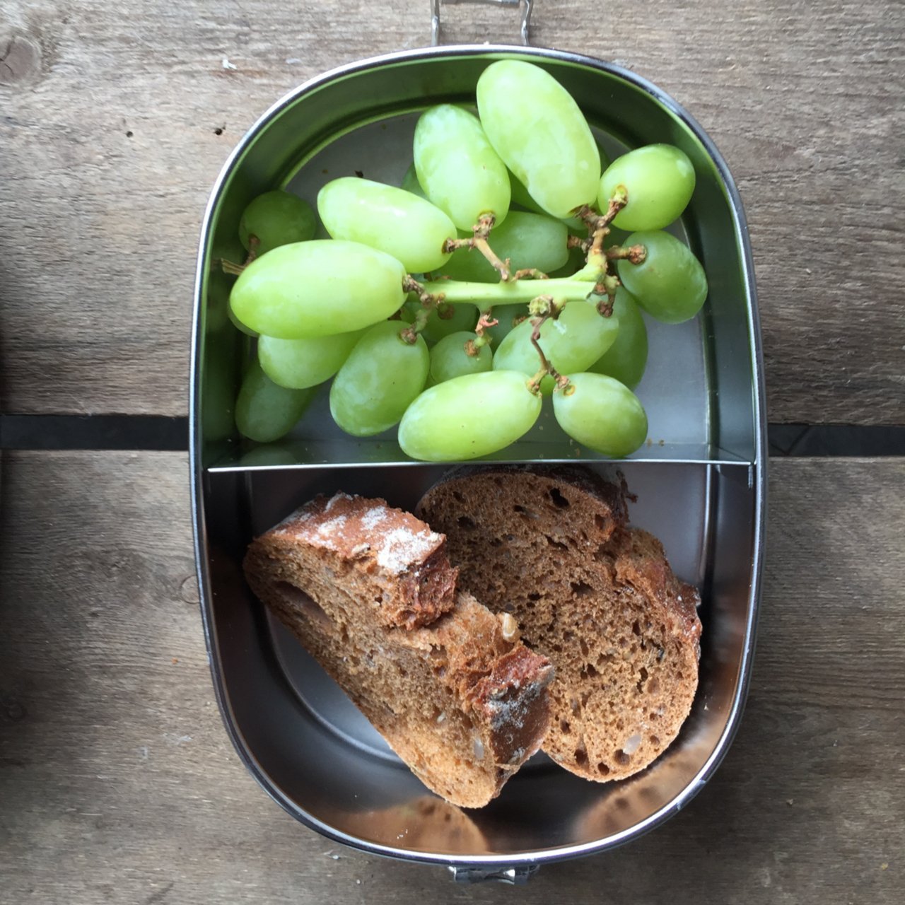 YUMMII YUMMII Brotbox small oval - 2 Fächer yummii yummii