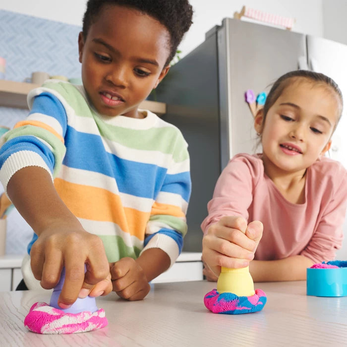 Kinetic Sand Softeis Stand Kinetic Sand