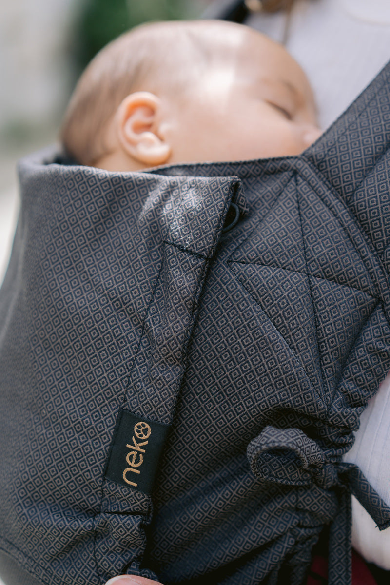 Neko Halfbuckle Carrier BabySize - Shadow