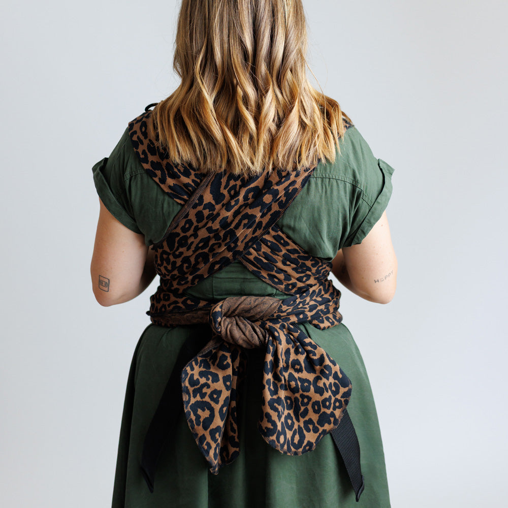 COCOOME® HELIUM Plus - elastische Babytrage Wrapconversion - Leo braun