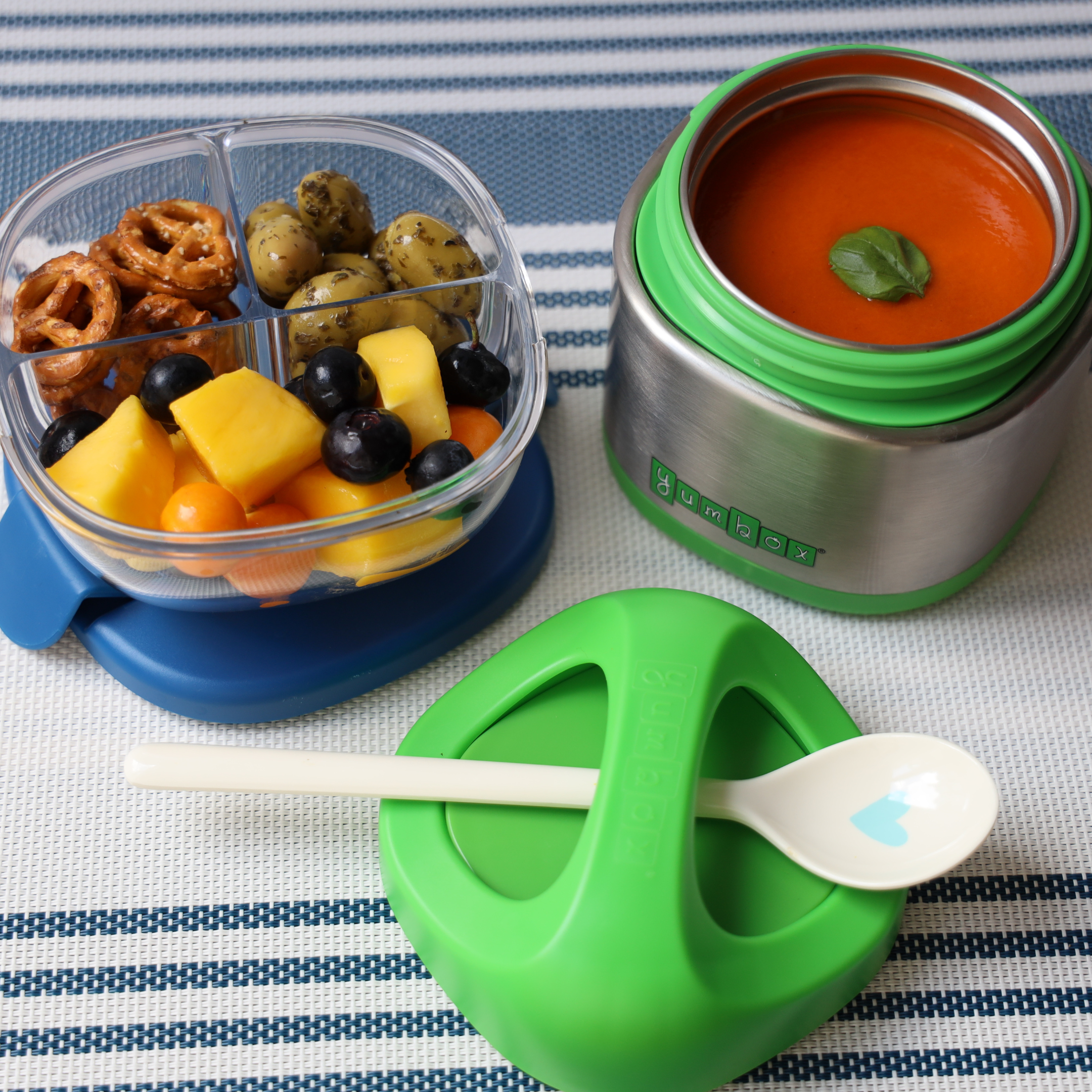 Yumbox Cubi Thermo-Speisebehälter für Kinder - Einfach zu tragen und zu öffnen, 10 oz - Apfelgrün Yumbox