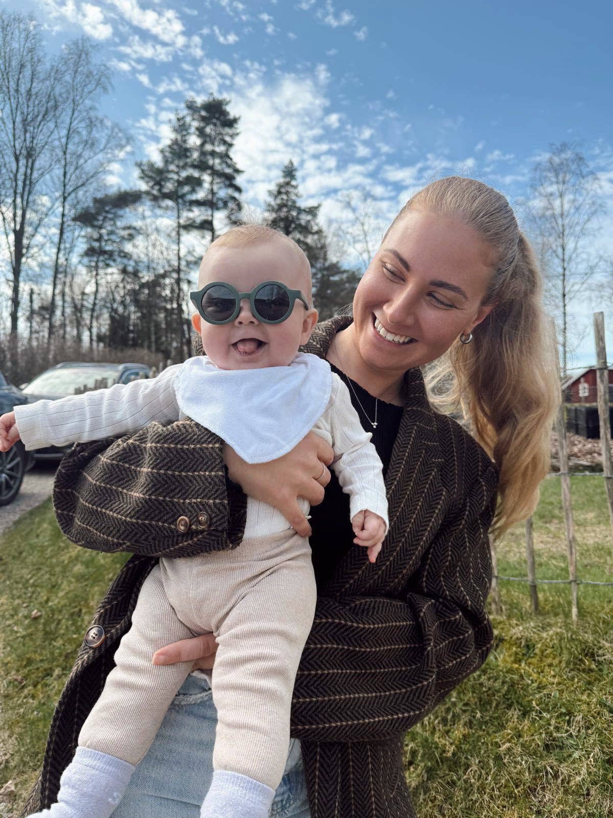 BabyMocs biegsame, weiche Sonnenbrillen: MILK - NEW! / BABY (PASST 0 ~ 1,5 JAHRE)