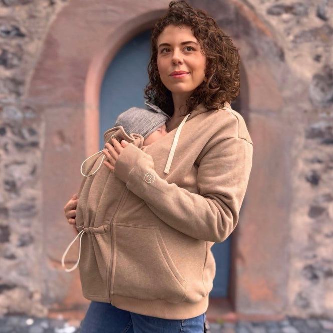 Mamalila Sweat-Tragejacke London - sand