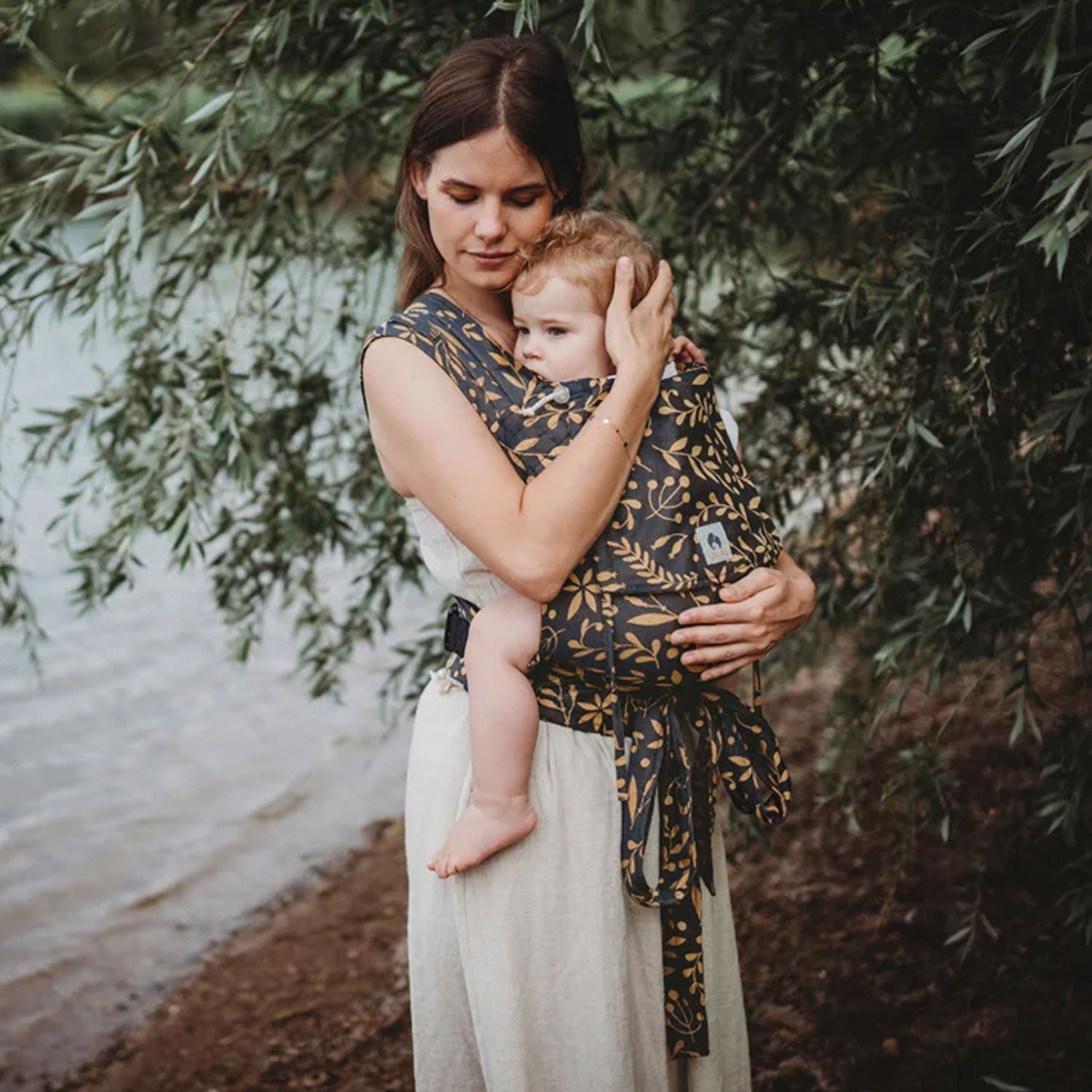 Stokke Limas Carrier Babytrage - Floral Gold - Familienbande